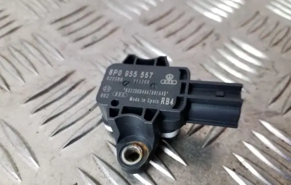Audi A3 S3 A3 Sportback 8P Airbag deployment crash/impact sensor 8P0955557