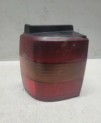 Volkswagen PASSAT B4 Rear/tail lights 3A9945257