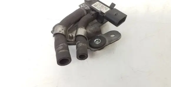 Volkswagen PASSAT B6 Air pressure sensor 076906051A 3C0131552G