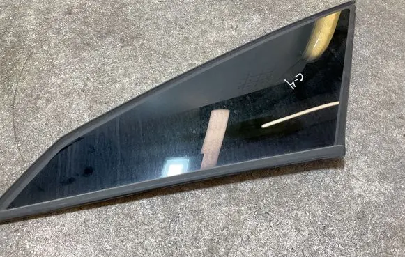 Citroen C4 III e-C4 Rear side window 43R004654 E000191