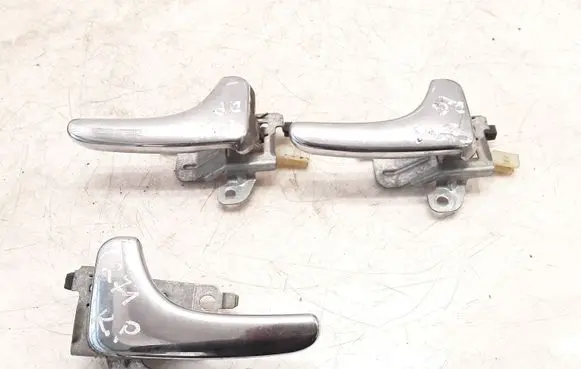Volvo S40, V40 Front door interior handle