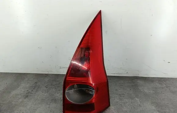Renault Megane II Rear/tail lights 8200142683