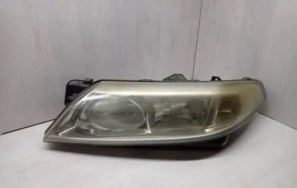 Renault Laguna II Headlight/headlamp 8200002845