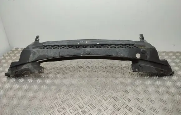 Front bumper skid plate/under tray