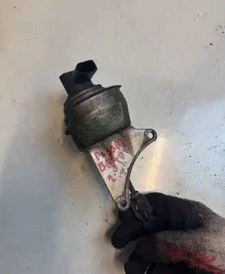 Volkswagen PASSAT B6 Turbo charger electric actuator 2132