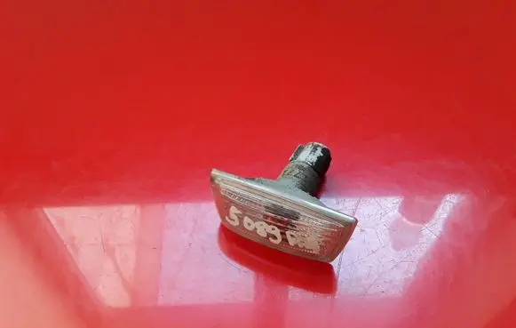 Chevrolet Cruze Front fender indicator light E1313230