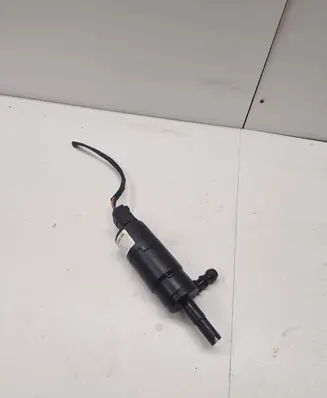 BMW X5 E53 Headlight washer pump 8377430 13264010 001004