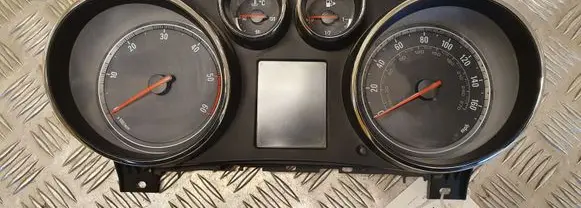 Opel Insignia A Speedometer (instrument cluster) 365903926