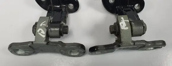 Volvo V50 Rear door hinge set 