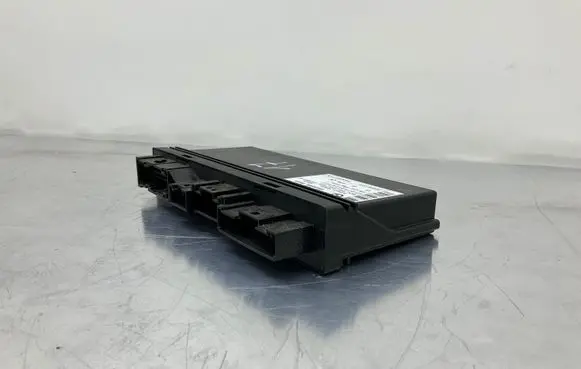 BMW 5 E60 E61 Comfort/convenience module 9151516