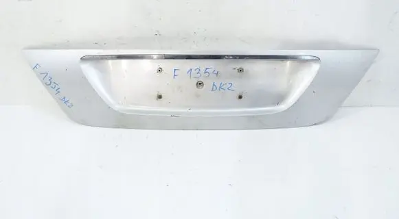 Mercedes-Benz E AMG W211 Tailgate trim 2117500037