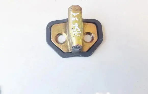 Mitsubishi Carisma Front door lock loop/hook striker 