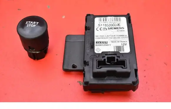 Renault Scenic II - Grand scenic II Ignition lock 8200125077