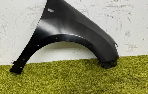 Renault Sandero II Fender 631226760r