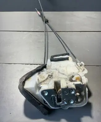 Subaru Forester SH Rear door lock 
