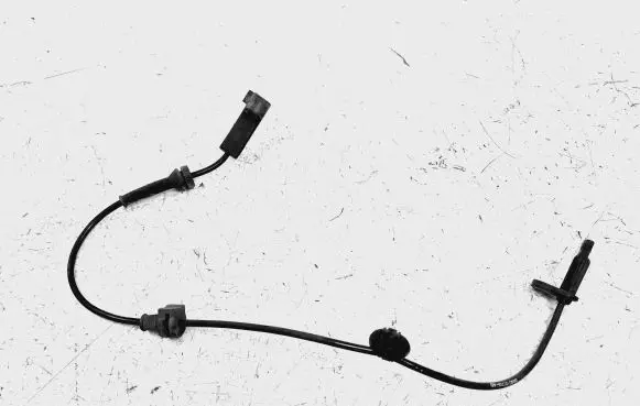 Ford Fusion II ABS brake wheel speed sensor DG9C2C204 DG9C2C204AD