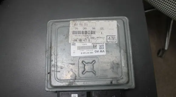 Volkswagen Transporter - Caravelle T5 Engine control unit/module 070906016CR