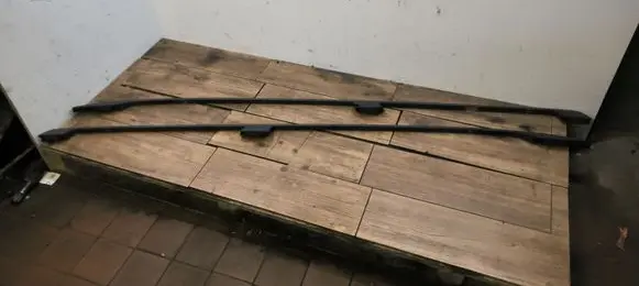 Volvo V70 Roof bar rail 9190668