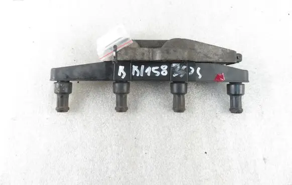 Skoda Felicia II High voltage ignition coil 047905104