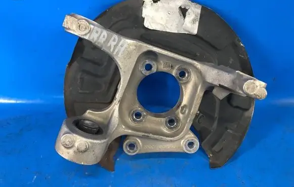 Ford Fusion II Rear wheel hub spindle/knuckle DG9Z5B758A