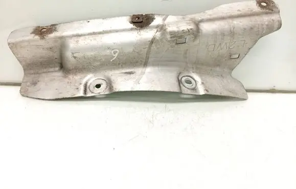 BMW 5 GT F07 Heat shield in engine bay 7185203 51487185203