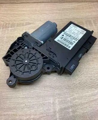 Audi A4 S4 B7 8E 8H Front door window regulator motor 8E1959802H 5WK49201CBF