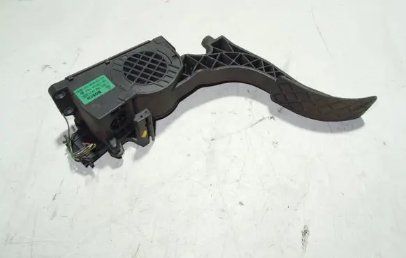 Skoda Fabia Mk2 (5J) Accelerator throttle pedal 0280755063 6Q1721503F