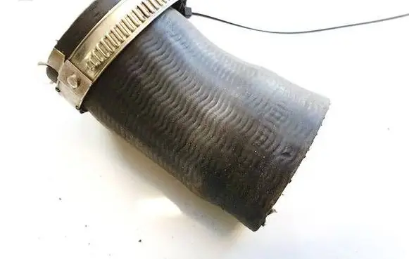 Volkswagen PASSAT CC Intercooler hose/pipe 1K0145828S