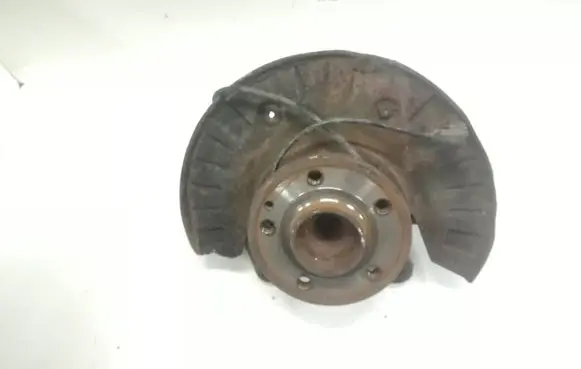 Mercedes-Benz Vito Viano W639 Front wheel hub