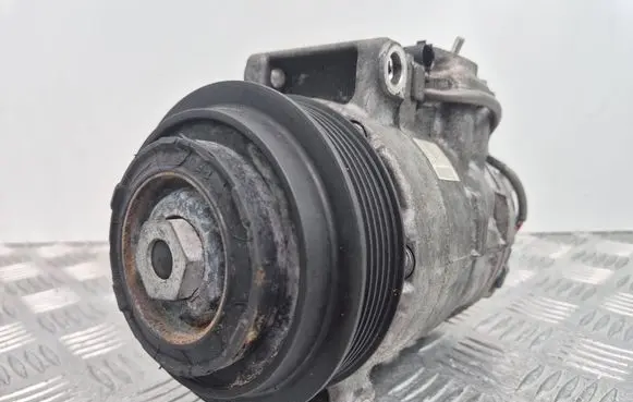 Mercedes-Benz E W212 Air conditioning (A/C) compressor (pump) A0022303111 4471909688