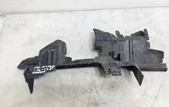 Opel Astra K Intercooler air guide/duct channel 332155568