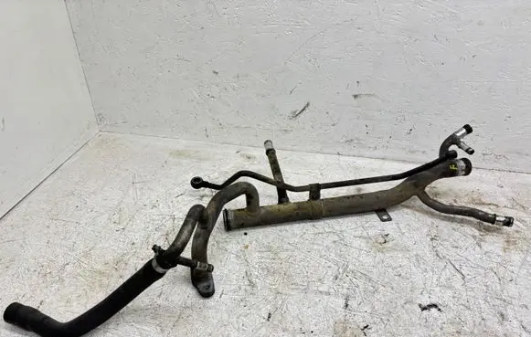 Volvo V70 Engine coolant pipe/hose