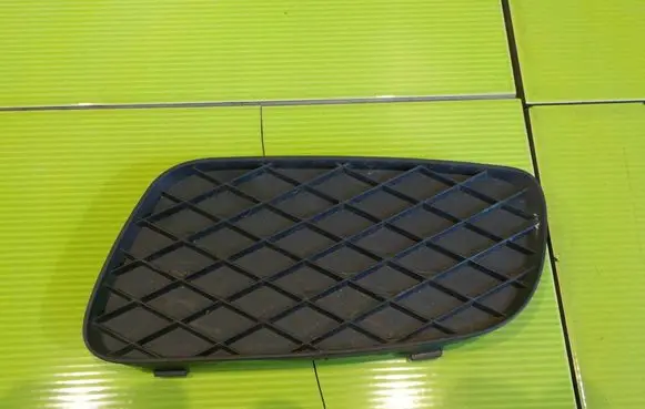 Smart ForTwo II Front bumper lower grill PRZOD 8AB24 A4518260124