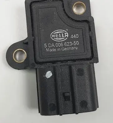 Mercedes-Benz A W169 Airbag deployment crash/impact sensor 5DA006623-50