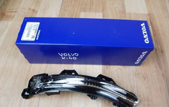 Volvo XC90 Mirror indicator light 31498601