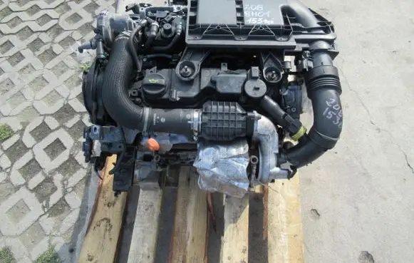 Peugeot 208 Engine