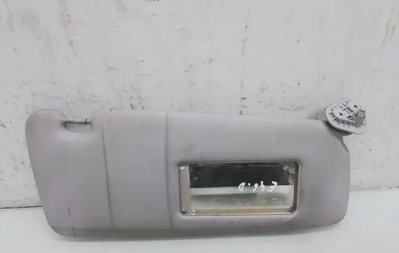 Sun visor