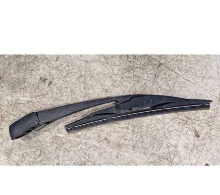 Suzuki SX4 Rear wiper blade arm 