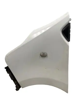 Opel Vivaro Fender 