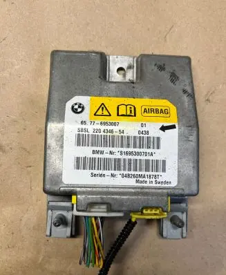 BMW 5 E60 E61 Airbag control unit/module 6953007 S1695300701A 220434654