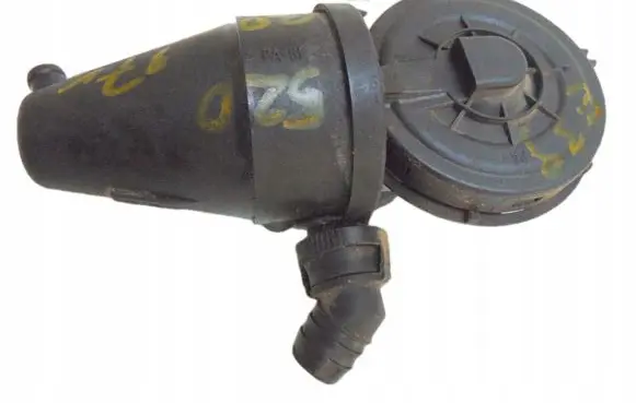 BMW 5 E39 Breather/breather pipe/hose 1703484