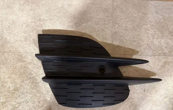 Mercedes-Benz E W213 Front bumper lower grill A2138858904