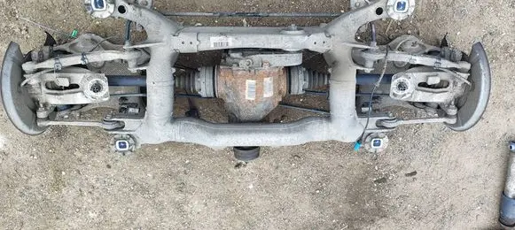 BMW 5 E60 E61 Rear axle beam with reductor 6770827 7542515