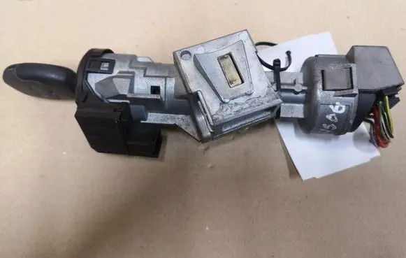 Ford Focus Ignition lock 3M513F880A