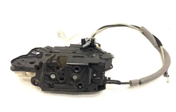 Seat Ibiza IV (6J,6P) Front door lock 5N1837015A