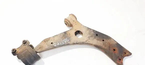 Volvo V50 Front lower control arm/wishbone
