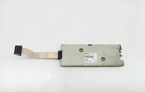 BMW 7 E65 E66 Aerial antenna amplifier 6933667 11827900 21367510