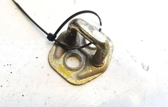 Ford Maverick Front door lock loop/hook striker
