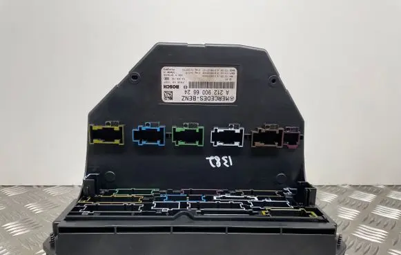 Mercedes-Benz C W204 SAM control unit A2129006624 A2129015004 A2129024408
