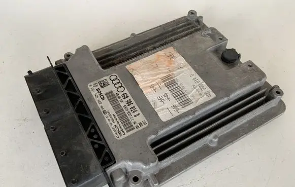 Audi A7 S7 4G Engine control unit/module 4G0906014D 4H0906014